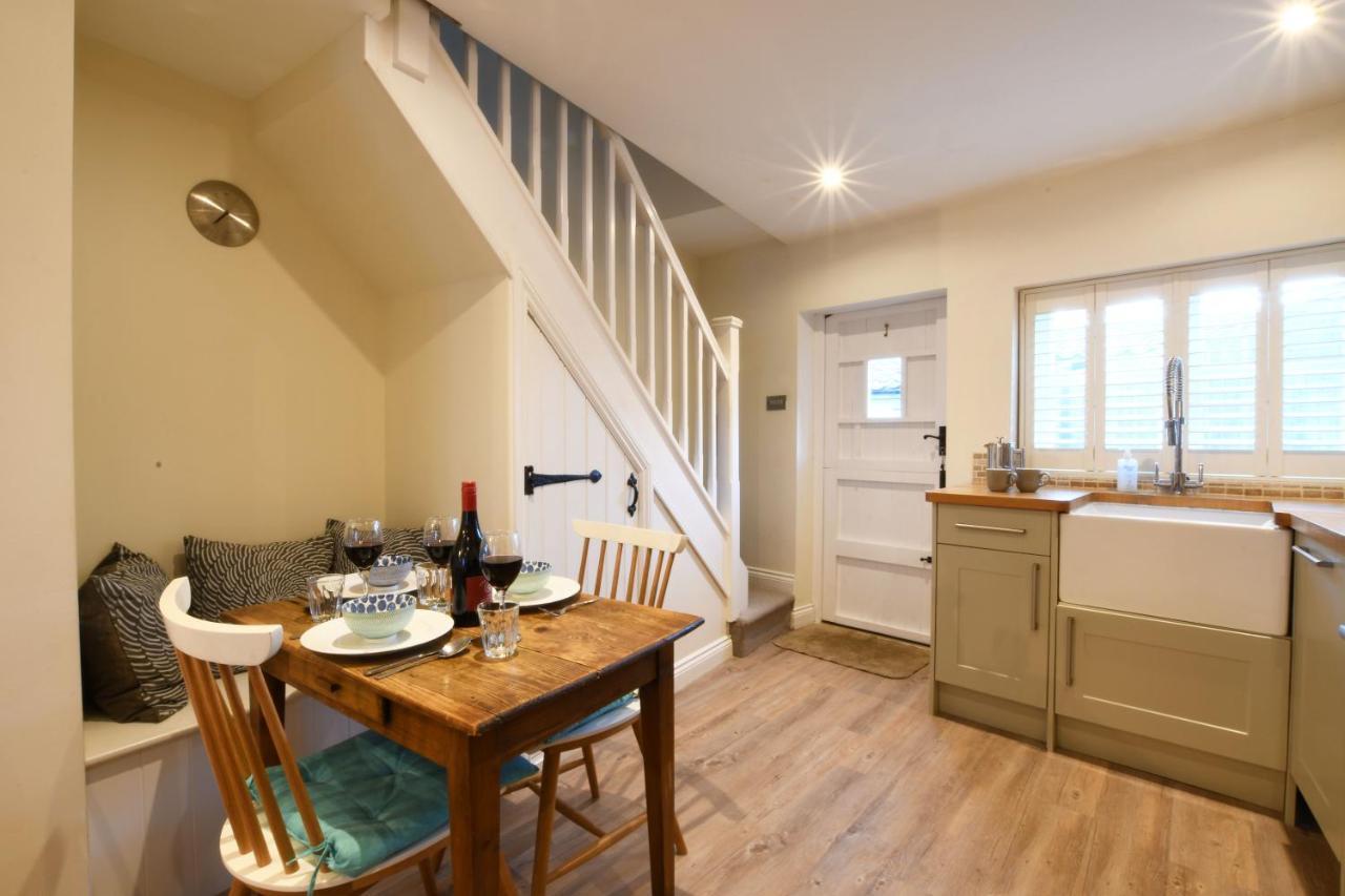 Smugglers Rest, Aldeburgh Villa ภายนอก รูปภาพ